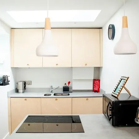 Hyper-Central Newquay, Sleeps 3 Newquay  Exterior photo
