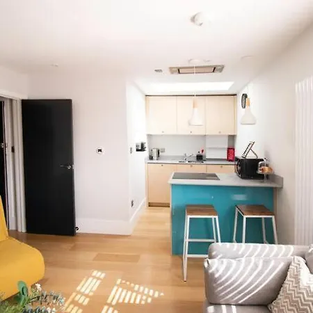 Hyper-Central Newquay, Sleeps 3 Newquay  Exterior photo