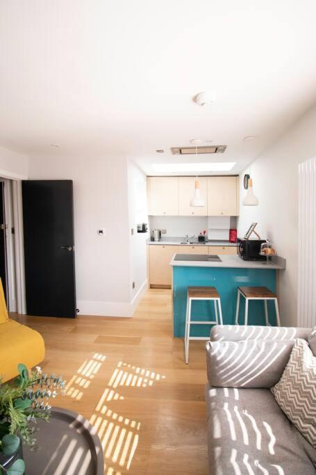 Hyper-central Newquay, Sleeps 3 Апартаменты